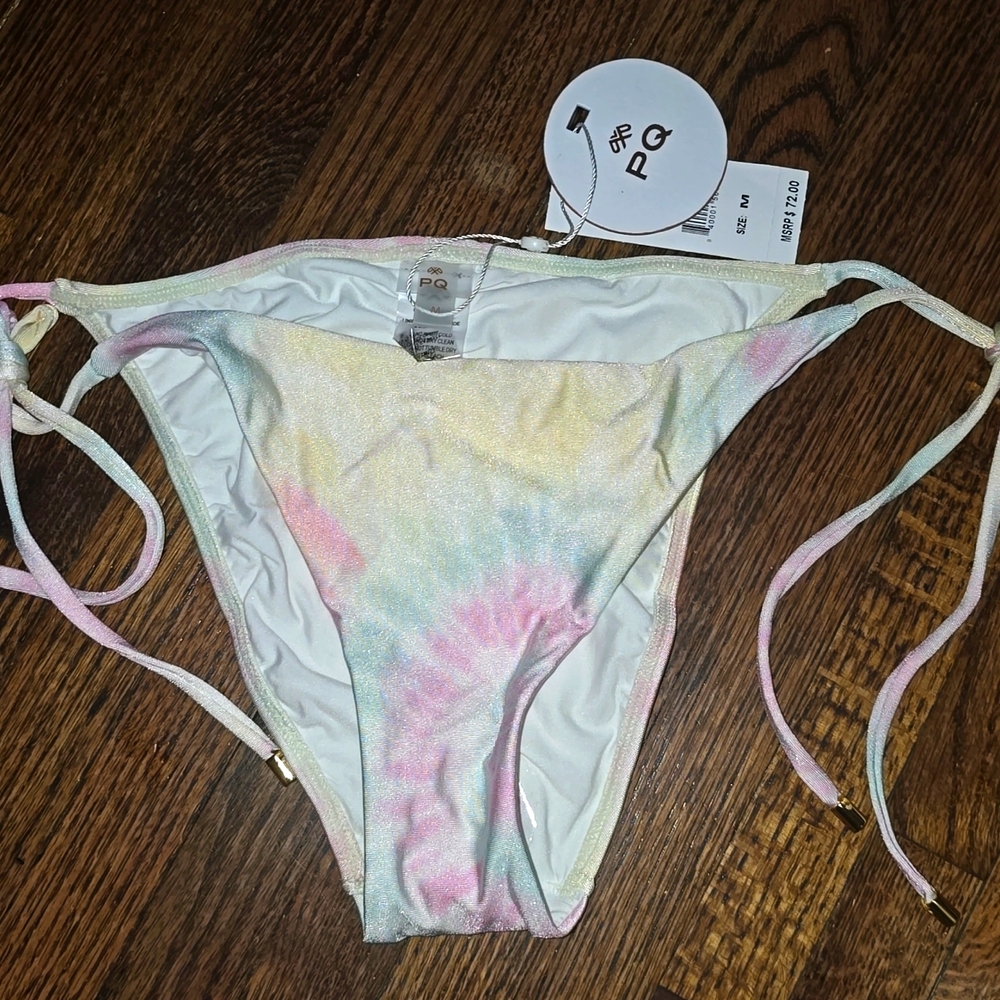 - Tie-Dye Bikini Scrunch Bottoms